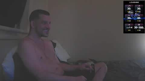 Jon - Im Straight online show from November 2025 02:11:01 AM