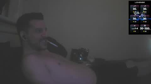 Jon - Im Straight online show from May 2026 01:25:02 AM