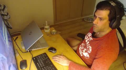 bigcok35spain online show from March 2025 01:04:01 AM