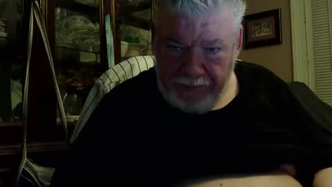 Snapshot of bigdaddybear1244 chatting on March 2026 11:40:01 PM BigDaddyBear online show from March 2026 11:40:01 PM