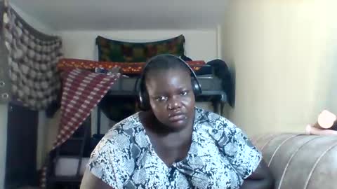 VIOLET online show from October 2025 11:42:02 PM