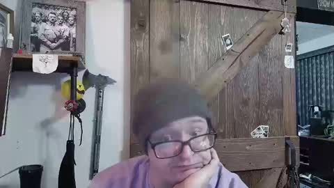 Darryl online show from February 2025 12:04:01 AM