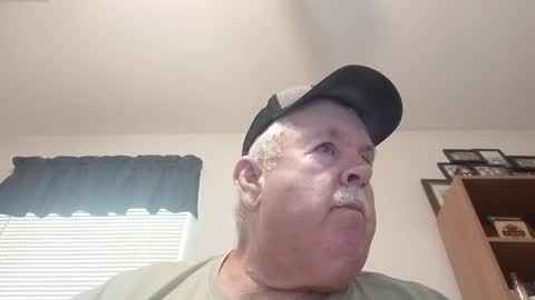 bigeoo76 online show from May 2026 06:06:01 PM