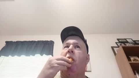 bigeoo76 online show from May 2026 05:20:02 PM