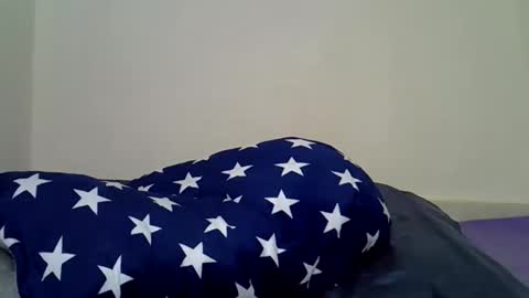 Snapshot of bigg_cate chatting on October 2025 04:27:01 AM Bigg Cate online show from October 2025 04:27:01 AM