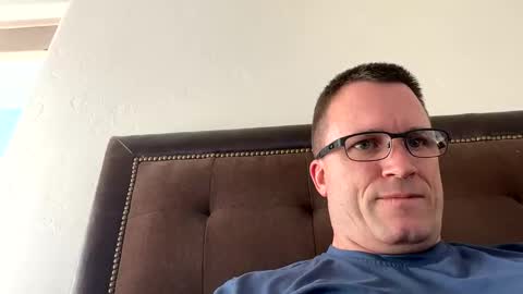 bigger22332233 online show from January 2025 10:35:02 PM