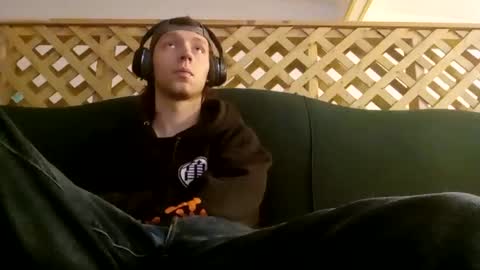 Snapshot of biggestboiiii chatting on November 2025 10:38:01 AM biggestboiiii online show from November 2025 10:38:01 AM