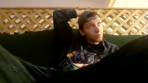 biggestboiiii online show from March 2026 08:18:01 AM