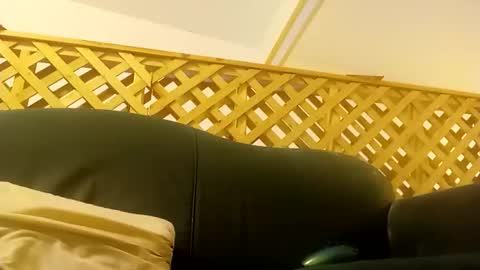 biggestboiiii online show from May 2026 07:11:02 PM
