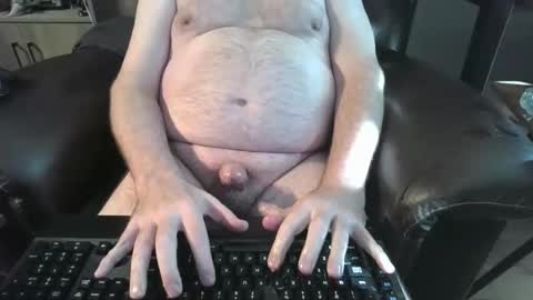 Snapshot of bighardmark chatting on March 2025 09:32:02 PM bighardmark online show from March 2025 09:32:02 PM