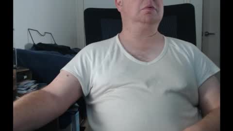 Snapshot of bighorn1981 chatting on September 2025 12:15:01 AM bighorn1981 online show from September 2025 12:15:01 AM