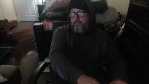 Snapshot of bighugmugg chatting on January 2026 03:11:02 AM bighugmugg online show from January 2026 03:11:02 AM