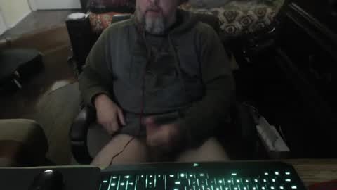 Snapshot of bighugmugg chatting on March 2026 09:39:02 PM bighugmugg online show from March 2026 09:39:02 PM