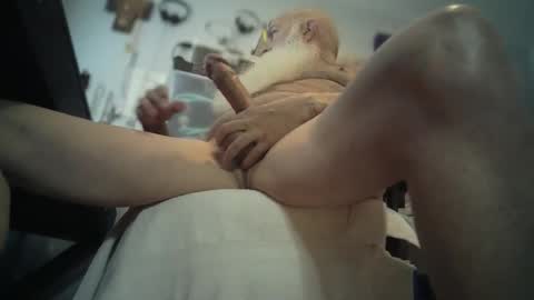 bigjeff01 online show from November 2025 02:49:02 PM