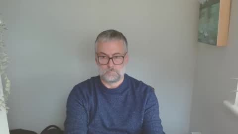 biglegs1234 online show from October 2025 09:56:02 AM