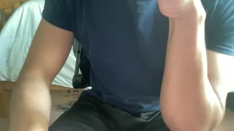 Snapshot of bigmanhaha12 chatting on October 2025 05:24:02 PM bigmanhaha12 online show from October 2025 05:24:02 PM