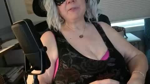 Big Mari online show from February 2026 02:11:02 PM