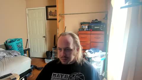 bigmike20129020 online show from February 2025 09:05:02 PM