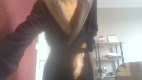 Nicolas online show from February 2025 01:10:02 PM