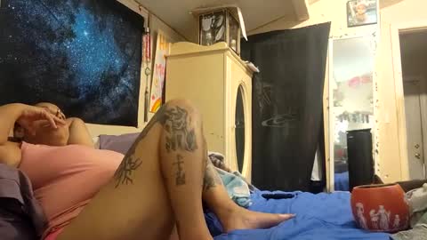 the Mini mami online show from February 2025 09:23:01 PM