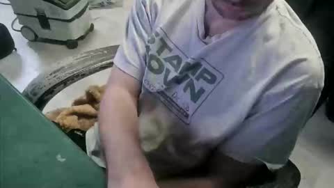 bigpeepdude online show from April 2026 12:29:02 PM
