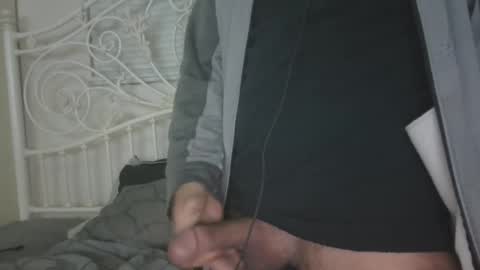 Snapshot of bigprdick101 chatting on December 2024 06:24:02 AM bigprdick101 online show from December 2024 06:24:02 AM