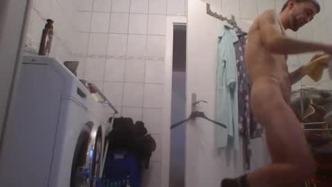 Snapshot of bigreallover chatting on December 2024 07:26:01 AM ...... online show from December 2024 07:26:01 AM