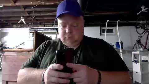 Big Red online show from May 2026 04:20:02 AM