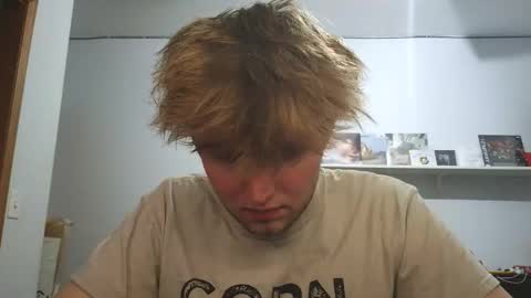 bigskinnyboyshh online show from April 2026 10:23:01 PM