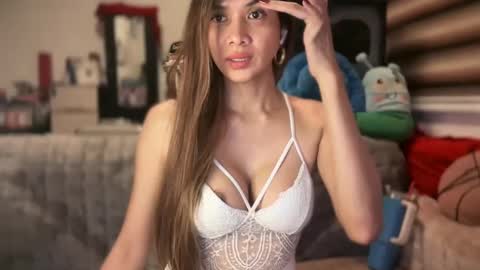 Yna     online show from February 2025 11:30:01 PM