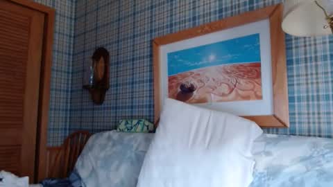 bigthicksatisfying2 online show from April 2026 05:30:01 PM