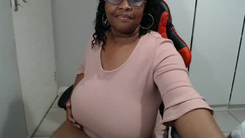 Lona online show from July 2026 08:52:01 PM