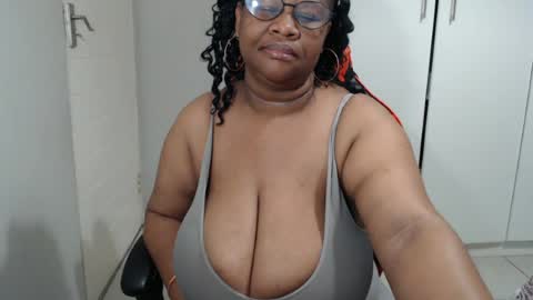 Lona online show from July 2026 03:10:02 AM