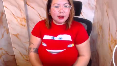 Snapshot of bigtitshotmom chatting on February 2026 09:13:02 AM MARJ online show from February 2026 09:13:02 AM