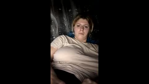 bigtitslala online show from December 2025 08:15:01 PM