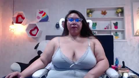 bigtitslaurenriver online show from July 2026 12:09:02 PM