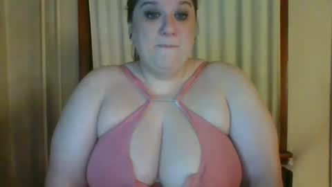 Snapshot of bigwheeliestyle chatting on October 2025 10:53:02 PM Lady of the WHEEL online show from October 2025 10:53:02 PM