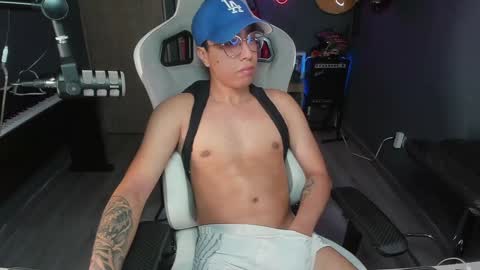 bigxboy96 online show from December 2024 02:52:01 AM