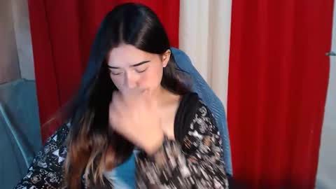 Snapshot of bilat_tinax chatting on January 2026 07:01:02 AM bilat tinax online show from January 2026 07:01:02 AM