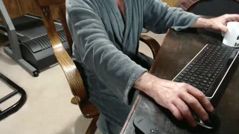 billy471 online show from December 2024 11:15:02 AM