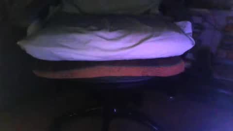 binder2122 online show from May 2026 05:51:02 PM