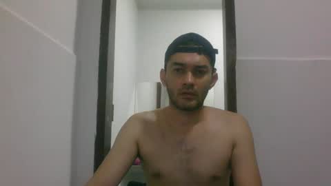 Snapshot of binhodm1 chatting on March 2025 04:13:01 AM binhodm1 online show from March 2025 04:13:01 AM