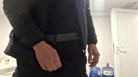 Snapshot of bisexdadd chatting on December 2024 04:44:02 AM bisexdadd online show from December 2024 04:44:02 AM