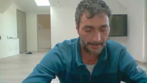 Snapshot of bisexdadd chatting on March 2025 05:53:02 AM bisexdadd online show from March 2025 05:53:02 AM