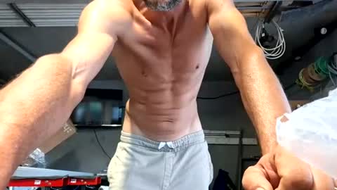 bisexdadd online show from August 2026 03:52:02 AM