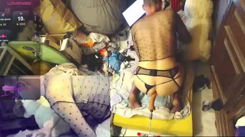 bisexcouplefrench online show from April 2026 01:20:02 AM