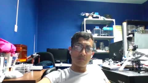 Manu O online show from June 2026 01:09:01 AM