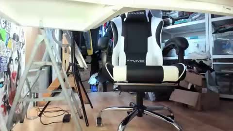 bisexualjay online show from February 2026 02:10:01 PM