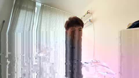 Lou online show from May 2026 01:07:01 PM