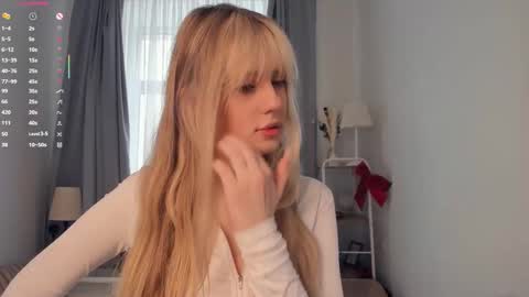 Snapshot of bitehoneyice chatting on February 2026 07:37:02 AM Jane online show from February 2026 07:37:02 AM